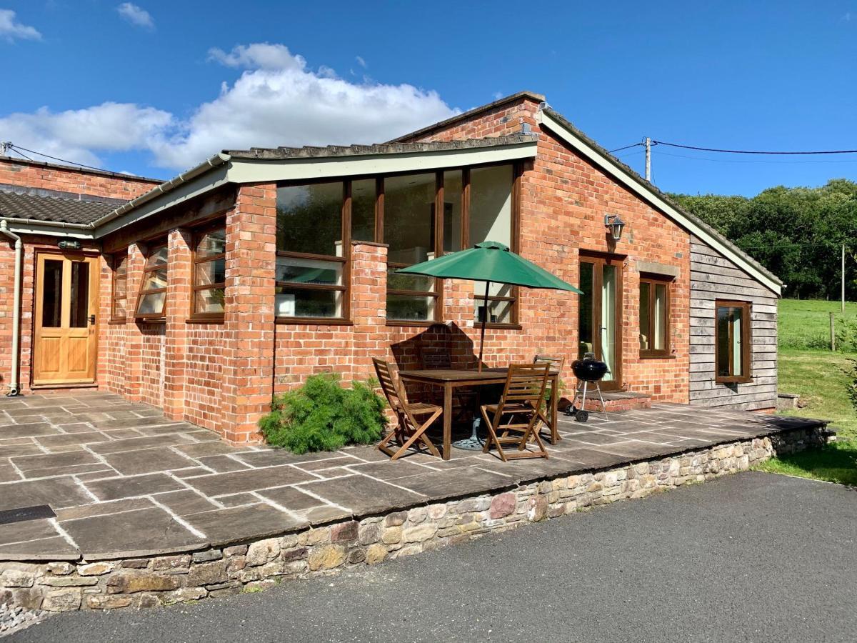 The Old Bull Pen Abergavenny Exterior foto